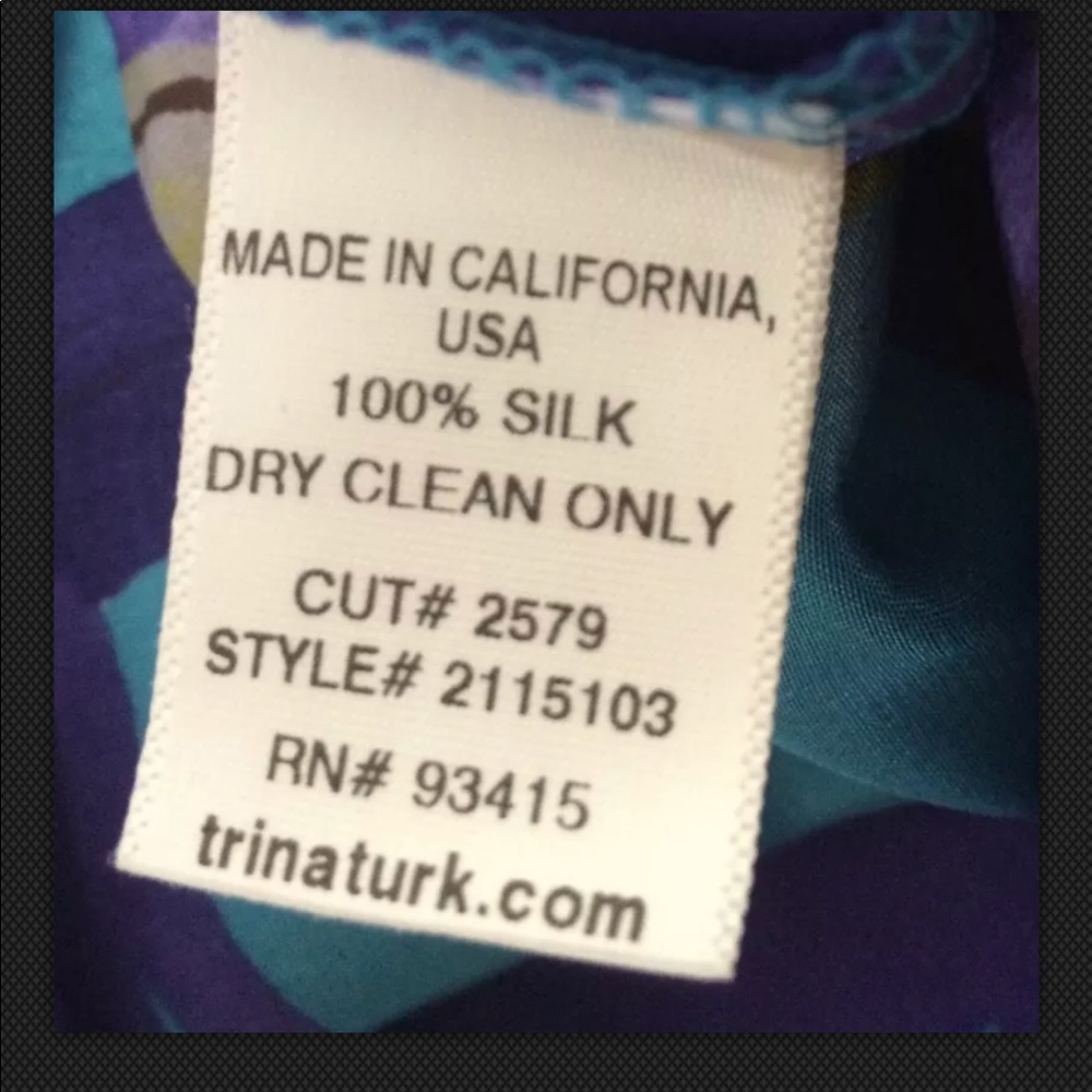 TRINA TURK Blouse Top Silk Ruffle V Neck Blue Sleeveless - Picture 7 of 7